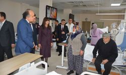 Korkuteli'de protokol bayramlaştı