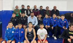 Korkutelili pehlivanlar Antalya şampiyonu