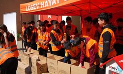 Lise öğrencilerinden lösemili çocuklar için 'Koli Koli Mutluluk' projesine destek