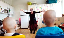 Mersin'de çocuklar masallarla 'iyileşiyor'