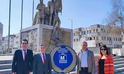 Muhasebe Haftası'nda çelenk sunumu