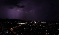 Osmaniye'de dolu yağışı yayla yollarını beyaza bürüdü