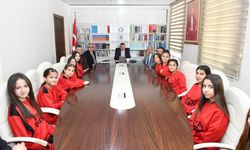 Şampiyonlardan kaymakama ziyaret