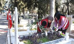 Şehit kabri ziyareti