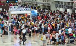 Şubatta, Antalya Havalimanı'nda 874 bin 813 yolcuya hizmet verildi