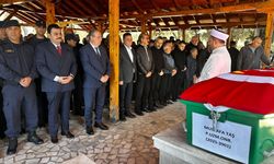 Trafik kazasında ölen uzman onbaşı toprağa verildi