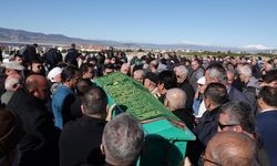 Yeliz öğretmen toprağa verildi