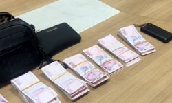 Yolda buldukları içinde 176 bin lira olan çantayı sahibine ulaştırdılar