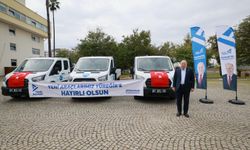 Yüreğir Belediyesi'nin filosuna 3 yeni araç daha katıldı