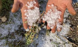 Mersin’de Misket Büyüklüğünde Dolu Yağdı! Bahçeler ve Ormanlar Beyaza Büründü