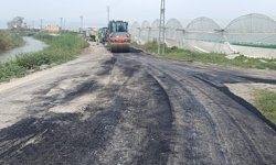 Akdeniz'de sokaklar ve bahçe yolları yenileniyor