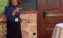 Altınları için öldürülen anne ile oğlu toprağa verildi