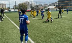 Antalya Okullar Arası Futbol Turnuvası'nda şampiyon Nesibe Aydın