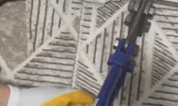 Ayağına saplanan şişi itfaiye çıkardı