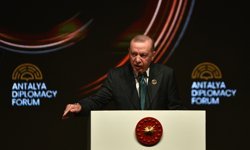 Cumhurbaşkanı Erdoğan: Dünya istikamet buhranı yaşıyor (2)