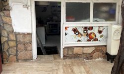 Depoya inmeye çalışırken düşüp yaralandı