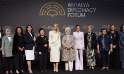 Emine Erdoğan'dan Filistinli çocukların eğitimi için çağrı