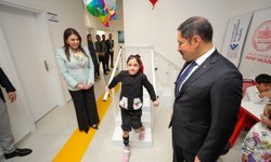 Engelli çocuklar 23 Nisan'ı kutladı