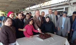 Erdemli'de Engelsiz Ressamlar Sergisi açıldı