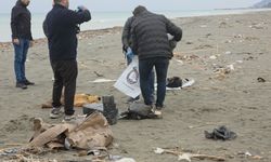 Hatay'da dalgaların kıyıya sürüklediği çuvaldan uyuşturucu madde çıktı