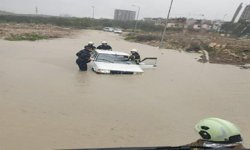 Hatay'da şiddetli yağış; yollar göle döndü, evleri su bastı / Ek fotoğraflar