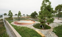 Kahramanmaraş'ta gençlik ve spor kompleksi hızla yükseliyor