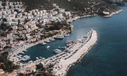 Kaş'ta 5 bin 112 kaçak yapının yıkımı için 10'uncu ihale