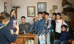 Kepez Kitap Fuarı'nda geçmiş ve gelecek bir arada