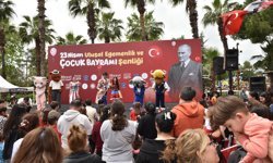 Kepez'de 23 Nisan coşkusu bayram kortejiyle taçlandı