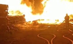 Kozan'da sulama boruları yandı