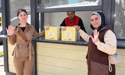 Mersin'de fenilketonüri hastalarına gıda kolisi desteği sürüyor