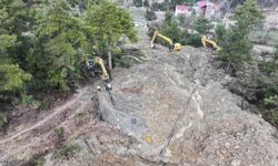 Mersin'de heyelan sonrası zarar gören içme suyu hattı onarıldı