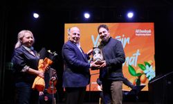 Mikail Aslan konseriyle Yüreğir'de unutulmaz gece