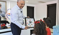 Muratpaşa'da 23 Nisan coşkusu