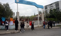 Okulda 9 kişiyi öldüren öğrenci, arkadaşlarına saldırı yapacağını söylemiş