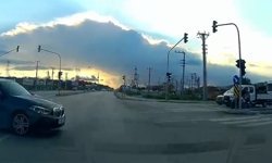 Osmaniye'de kırmızı ışık ihlali kazaya davetiye çıkardı: O anlar kamerada
