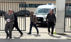 Otomobil ağaca çarptı: 2 ölü, 2 yaralı (2)