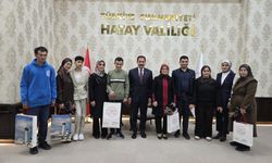 Özel bireylerden kanun dinletisi ve anlamlı resim hediyesi