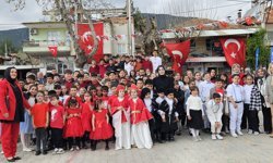 Yenilenen Atatürk heykeli açıldı