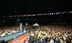 Yüreğir'de Haluk Levent rüzgarı
