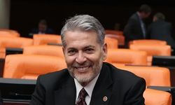 MHP’Lİ UYSAL’DAN BAYRAM KUTLAMASI