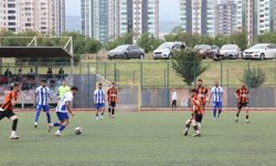 Akdeniz Belediye Spor nefes kesen mücadeleden galip ayrıldı