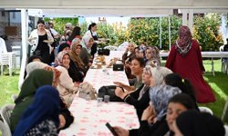 Anneler gönüllerince eğlendi