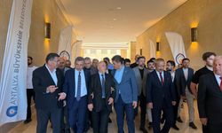 Antalya'da bayramlaşma töreni; Vali Şahin babasıyla geldi