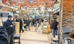 Çalıştığı iş merkezinde uğradığı silahlı saldırıda ağır yaralandı