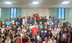 Dereceye giren satranç sporcuları ödüllendirildi