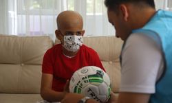 Emir kanseri yenip, okula ve yeşil sahalara dönmek istiyor