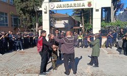 Engellilere davul zurnalı uğurlama