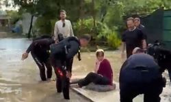 Hatay'da Asi Nehri taştı, sağanakta köprü ve yollar ile bir ev çöktü; 1 ölü, 3 yaralı/Ek fotoğraflar