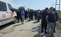 Hatay'da Asi Nehri taştı, sağanakta köprü ve yollar ile bir ev çöktü; 2 ölü, 3 yaralı (4)